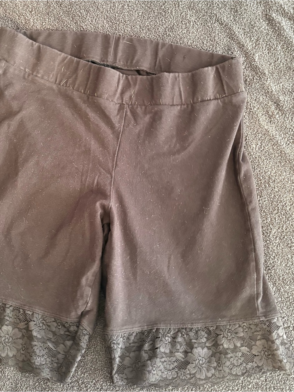 Torrid 9 Inch Signature Waist Lace Trim Black Bike Shorts. Sz. 2
